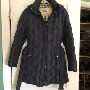 Navy blue Burberry puffer coat size M